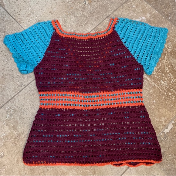 Moda International Ladies Crocheted Top - Picture 4 of 5